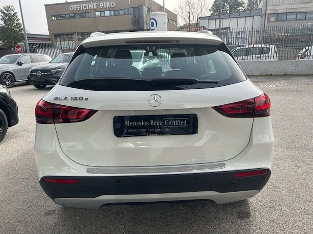 MERCEDES-BENZ GLA 180 usata, con Airbag Passeggero