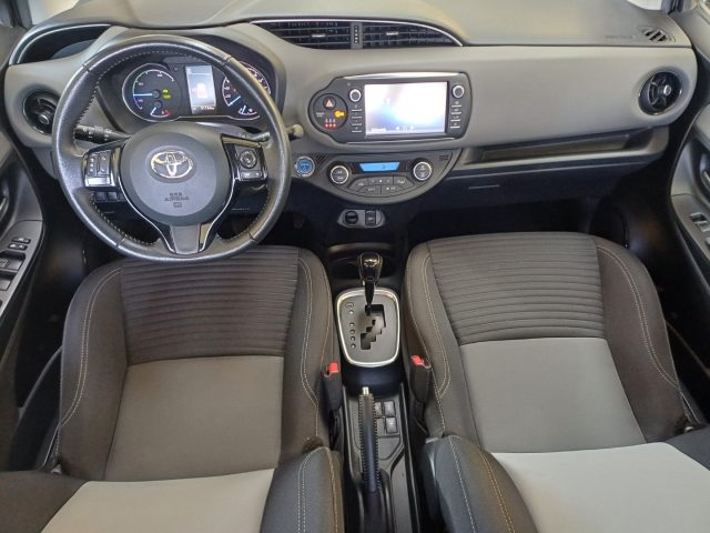 TOYOTA Yaris usata, con Servosterzo