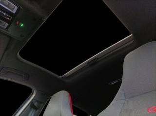 VOLKSWAGEN Golf usata, con Sistema di navigazione