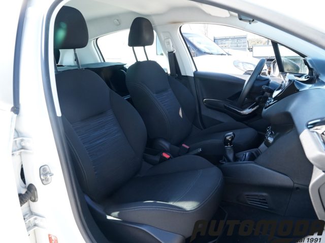 PEUGEOT 208 usata, con ESP