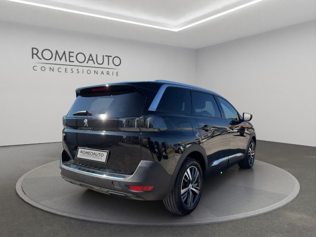 PEUGEOT 5008 usata, con Autoradio