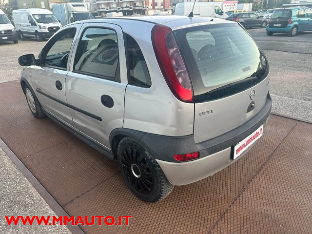 OPEL Corsa usata, con Autoradio