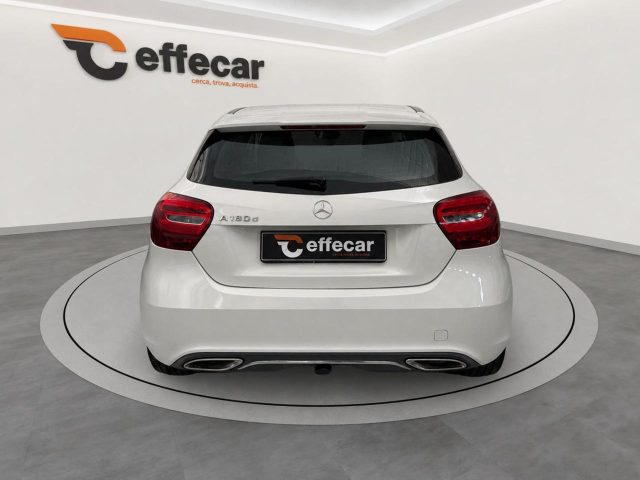 MERCEDES-BENZ A 180 usata, con Alzacristalli elettrici
