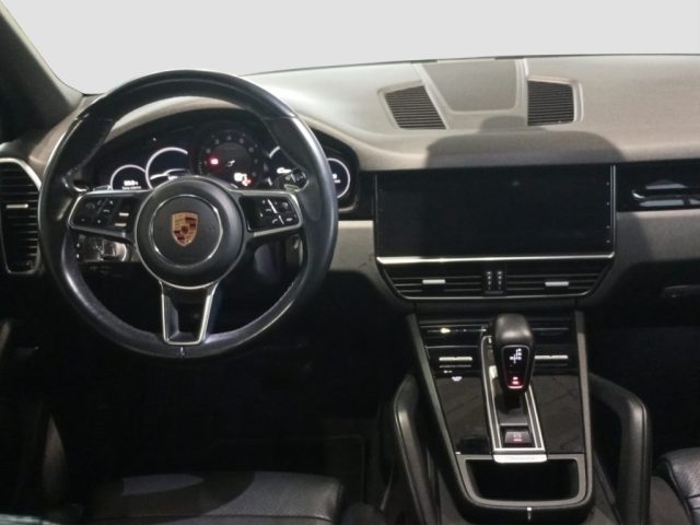 PORSCHE Cayenne usata 8