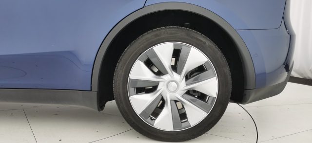 TESLA Model Y usata, con Sensori di parcheggio posteriori