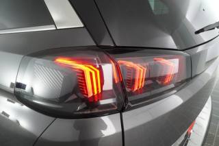 PEUGEOT 5008 usata 12