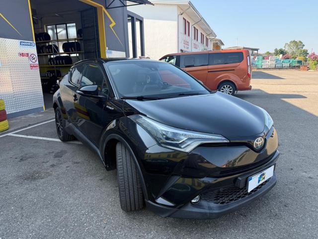 TOYOTA C-HR usata, con Autoradio