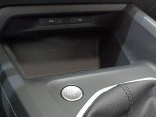 VOLKSWAGEN Golf usata, con Specchietti laterali elettrici