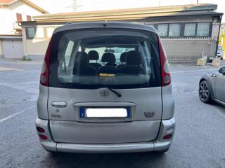 TOYOTA Yaris usata, con Climatizzatore
