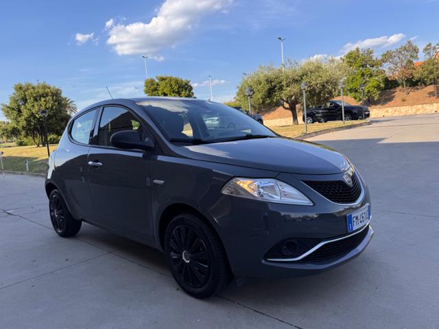 LANCIA Ypsilon usata 42
