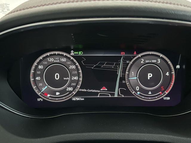 JAGUAR E-Pace usata, con Interni in pelle