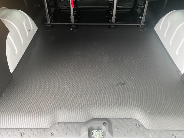 RENAULT Trafic usata, con ESP