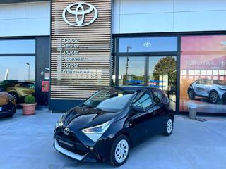 TOYOTA Aygo Connect 1.0 VVT-i 72 CV 5 porte x-play