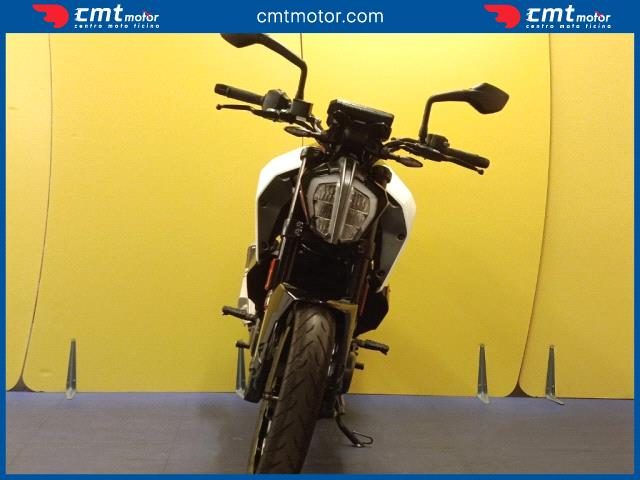 KTM 390 Duke usata 2