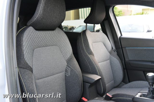 RENAULT Captur usata 10