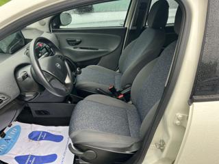 LANCIA Ypsilon usata, con Controllo trazione