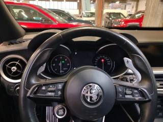 ALFA ROMEO Stelvio usata, con Specchietti laterali elettrici