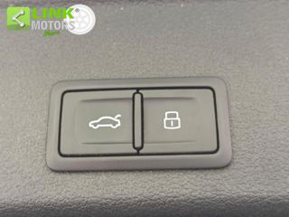 AUDI A4 usata, con Volante multifunzione