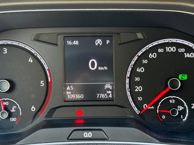 VOLKSWAGEN T-Roc usata, con Controllo automatico clima