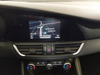ALFA ROMEO Giulia usata, con Climatizzatore
