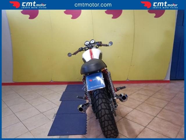 TRIUMPH Thruxton 900 usata 4