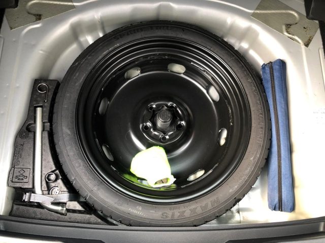 VOLKSWAGEN T-Roc usata, con Climatizzatore automatico, 2 zone