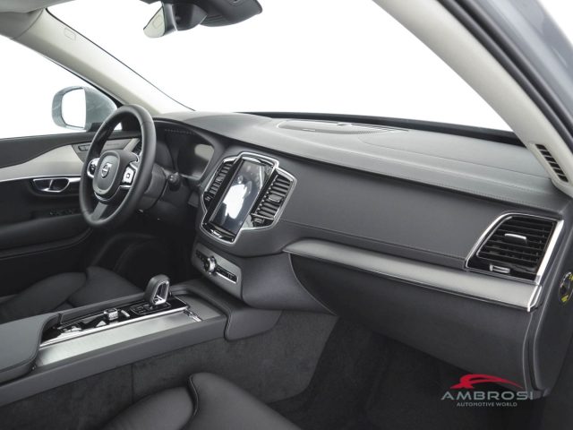 VOLVO XC90 usata 11