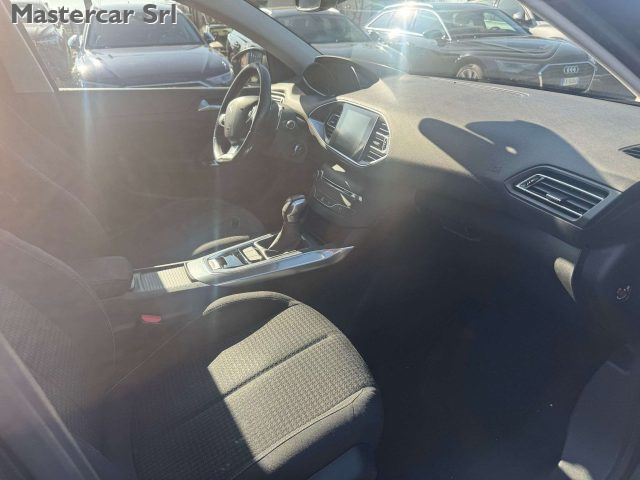 PEUGEOT 308 usata, con Climatizzatore