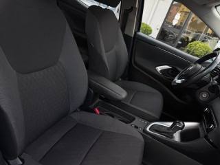 TOYOTA Yaris usata, con Bracciolo