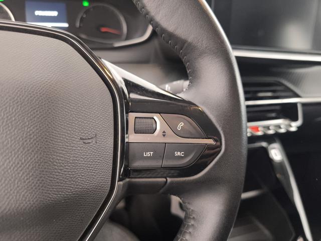 PEUGEOT 2008 usata, con USB