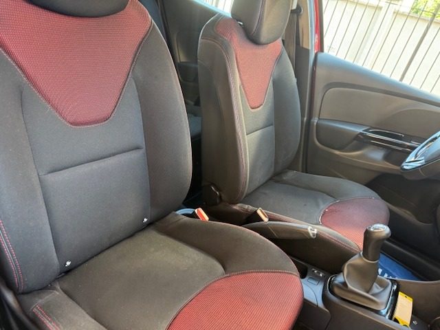 RENAULT Clio usata, con Airbag testa