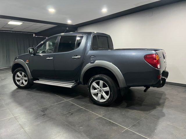 MITSUBISHI L200 usata, con Autoradio