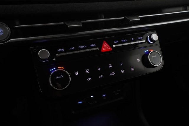 HYUNDAI Tucson usata 17