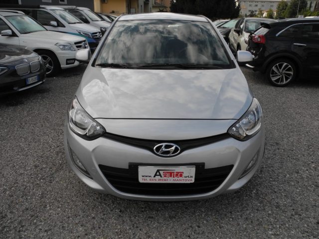 HYUNDAI i20 usata 65