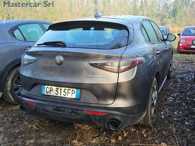 ALFA ROMEO Stelvio usata, con Portellone posteriore elettrico