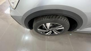 VOLKSWAGEN T-Roc usata, con Cerchi in lega