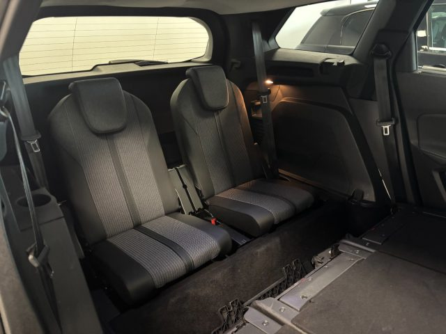 PEUGEOT 5008 usata, con Portapacchi