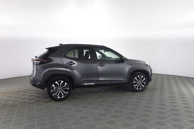 TOYOTA Yaris Cross usata 2