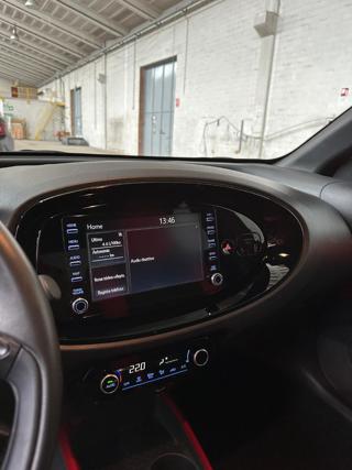 TOYOTA Aygo X usata, con Park Distance Control