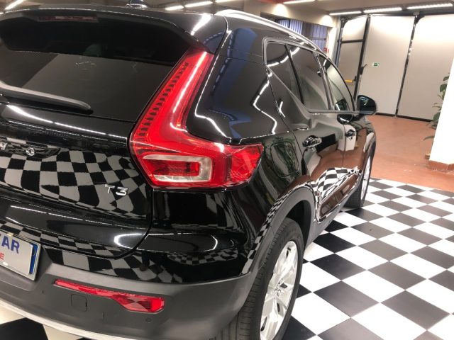 VOLVO XC40 usata, con Autoradio