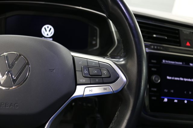 VOLKSWAGEN Tiguan usata, con Airbag testa