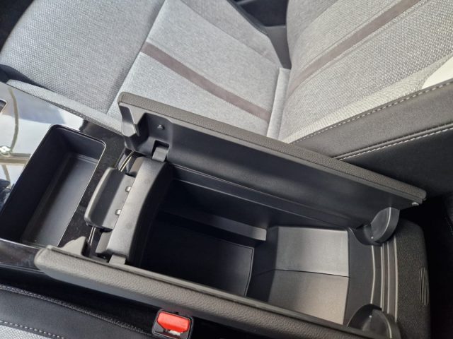 OPEL Astra usata, con Touch screen