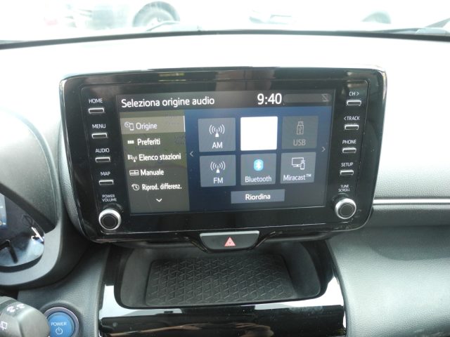 TOYOTA Yaris Cross usata, con Specchietti laterali elettrici