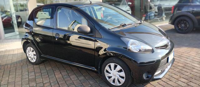 TOYOTA Aygo usata, con Alzacristalli elettrici