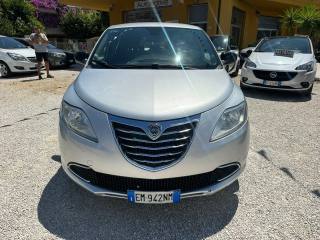 LANCIA Ypsilon usata, con Airbag
