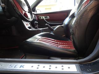 MERCEDES-BENZ SLK 200 usata, con Specchietti laterali elettrici