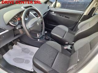 PEUGEOT 207 usata, con Boardcomputer