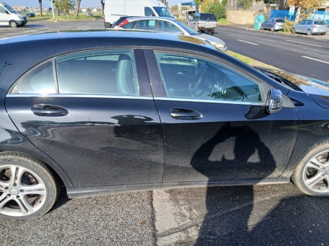 MERCEDES-BENZ A 180 usata, con Airbag