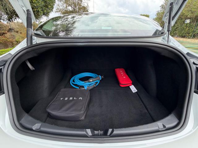 TESLA Model 3 usata, con Controllo vocale