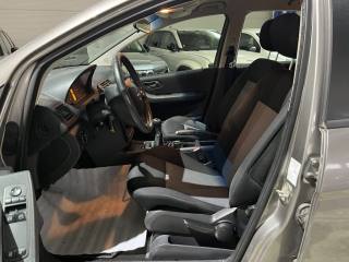 MERCEDES-BENZ A 180 usata, con Controllo trazione